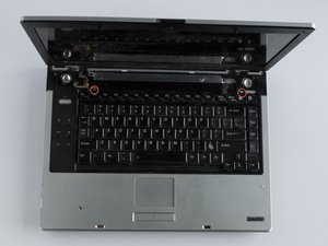 Langkah 2 — Mengeluarkan Keyboard