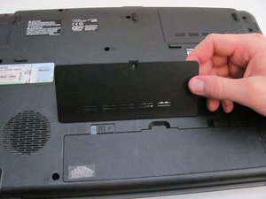 Langkah 2 — Angkat Panel Tengah