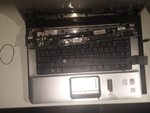 Langkah 4 — Langkah 4: Ganti Speaker Bar