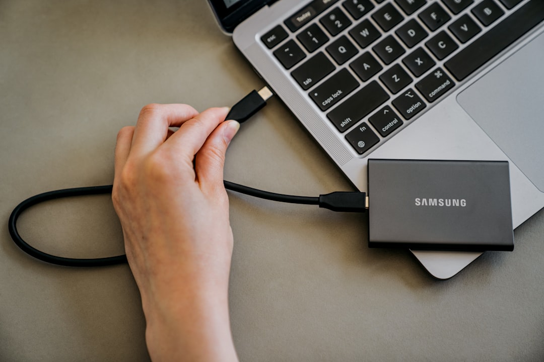 Ganti Hard Drive MacBook Pro 13" Mid 2012