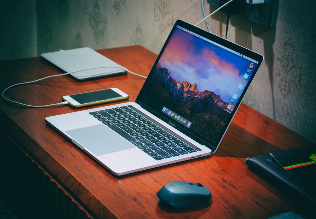 Ganti Baterai Lenovo IdeaPad 330S-15ARR