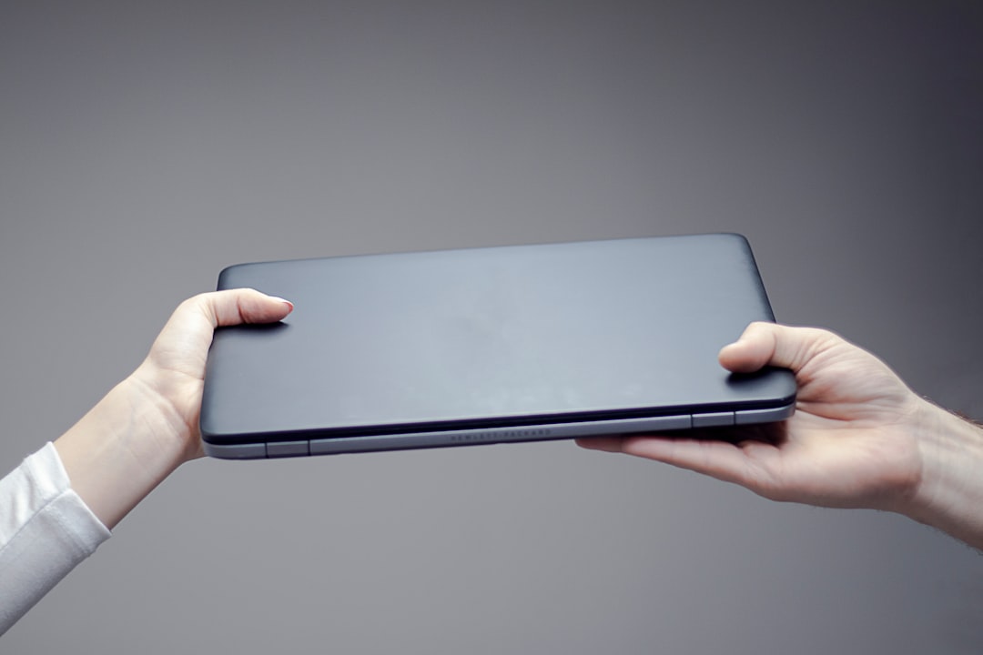Ganti Penghubung Baterai MacBook