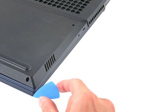 Langkah 4 — Melepaskan Klip Ventilasi Sisi Kanan dan Kiri