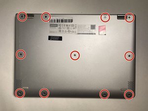 Langkah 1 — Membuka Panel Belakang Laptop