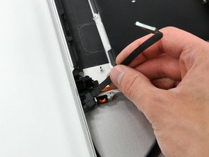 Langkah 7 — Lepaskan Kabel Hard Drive