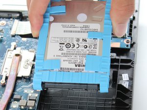Langkah 4 — Mengganti Hard Drive