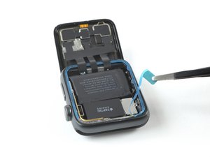 Langkah 5 — Pasang Kembali Baterai dan Casing