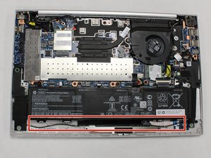 Langkah 2 — Lepaskan Kabel Baterai