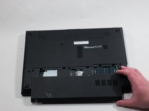 Langkah 4 — Mengeluarkan Panel