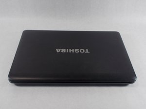 Langkah 1 — Matikan Laptop dan Siapkan Alat