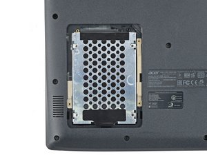 Langkah 3 — Lepas Sekrup HDD