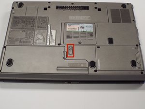Langkah 1 — Matikan Laptop dan Lepaskan Baterai
