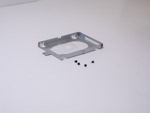 Langkah 5 — Menghapus Sekrup Tray Hard Disk