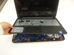 Langkah 7 — Mengganti Motherboard