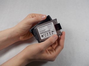 Langkah 3 — Mengganti Hard Drive