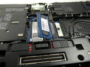 Langkah 4 — Pasang Optical Drive Baru