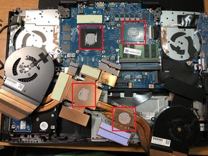 Langkah 8 — Membersihkan Heatsink dan Dies