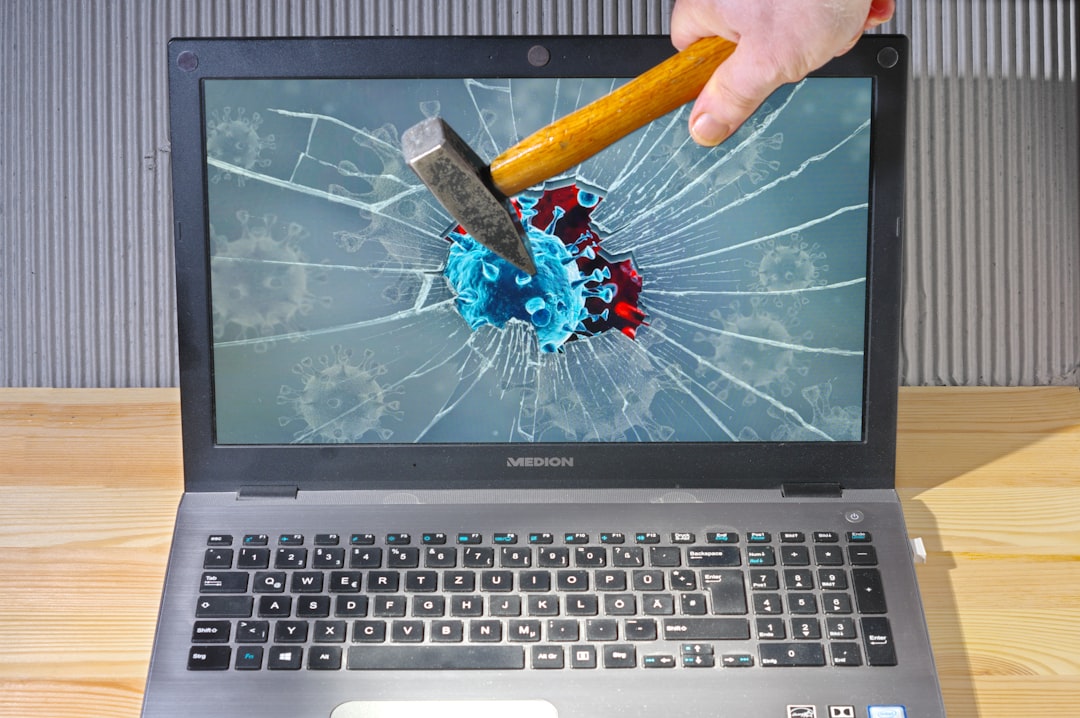 Apa Itu Inverter Laptop dan Kenapa Layar Bisa Redup?