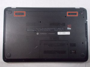 Langkah 2 — Langkah 2: Melepas Keyboard