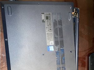 Langkah 2 — Mengangkat Casing Bawah