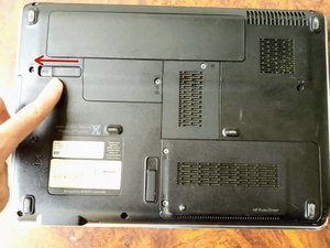 Langkah 1 — Matikan Laptop dan Cabut Baterai