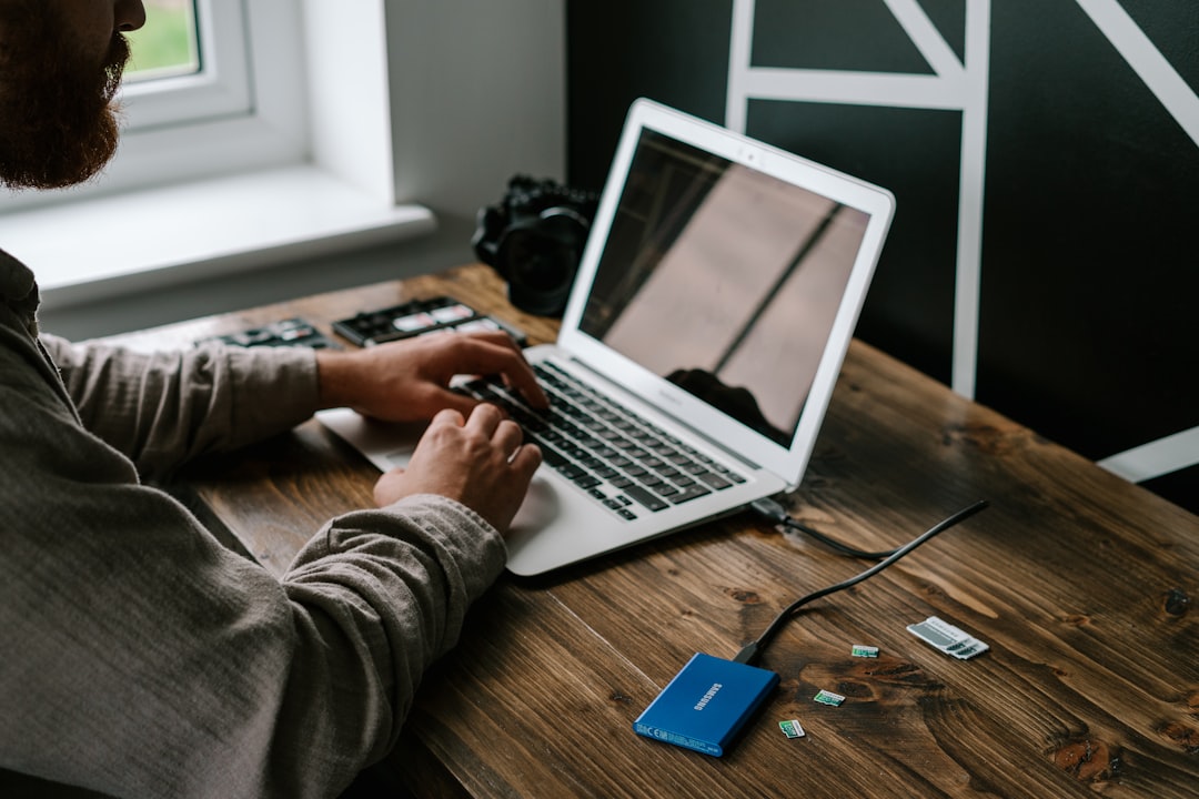 WiFi Laptop Tiba-tiba Tidak Terdeteksi — Solusi Hardware