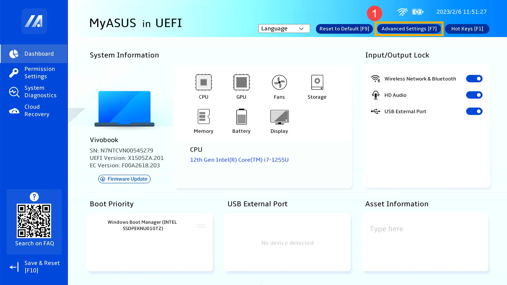 Layar awal BIOS Asus dengan tombol Advanced Settings F7 ditandai