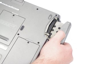 Langkah 3 — Lepaskan dan Ganti Hard Drive
