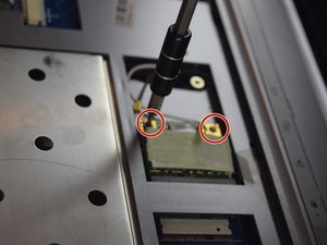 Langkah 3 — Lepas Kabel