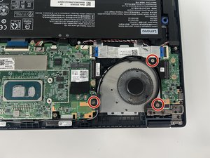 Langkah 3 — Mengakses Kipas dan Heat Sink