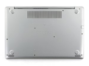 Langkah 1 — Lepaskan tutup belakang laptop