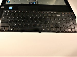 Langkah 7 — Angkat Keyboard