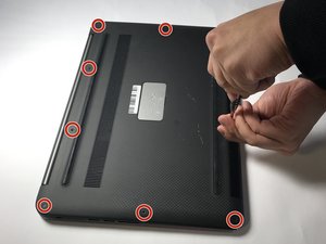 Langkah 1 — Lepaskan 10 Baut T5 3mm
