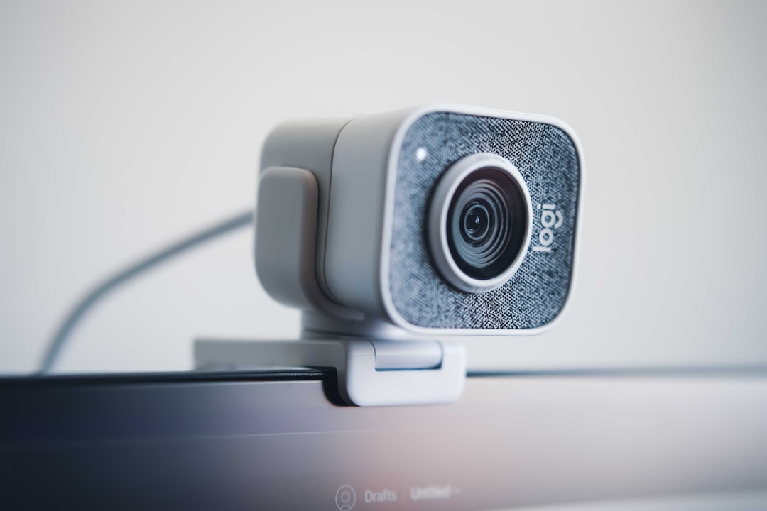Penggantian Kamera iSight MacBook Core 2 Duo