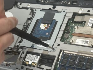 Langkah 2 — Mengakses Hard Drive