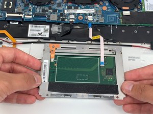 Langkah 4 — Pasang Touchpad Baru