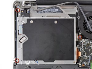 Langkah 8 — Menghilangkan Screws Optical Drive