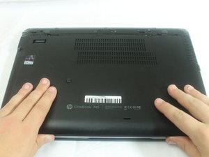 Langkah 2 — Buka Tutup Laptop