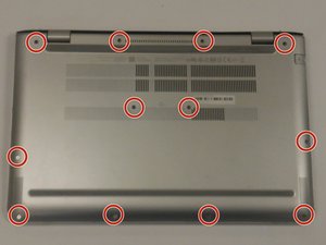 Langkah 2 — Buka Casing Belakang Laptop