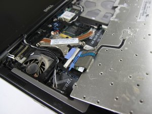Langkah 5 — Letakkan Keyboard di Atas Trackpad