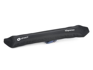 Langkah 3 — Membuka Casing Laptop