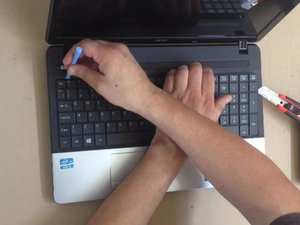 Langkah 4 — Buka Keyboard