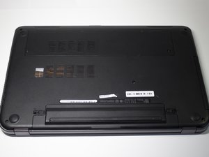 Ganti Panel Akses Laptop Dell Inspiron 17R-5737