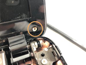 Langkah 7 — Lepaskan Bezel Layar