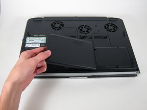 Langkah 2 — Mengatur Posisi Laptop