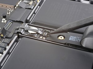 Langkah 9 — Periksa MacBook