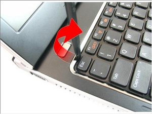 Langkah 4 — Membuka Penahan Keyboard Lagi