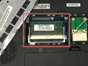 Langkah 2 — Mengakses Slot RAM