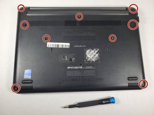 Langkah 1 — Membuka Casing Belakang Laptop