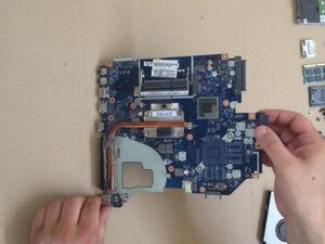 Langkah 10 — Pasang Thermal Paste Baru dan Heat Sink